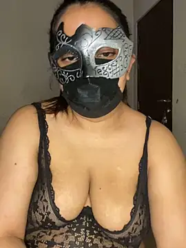 LioraWance online show from June 30, 2026, 1:38 am
