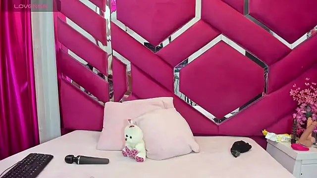 Snapshot of Emmy_Sweet_69 chatting on June 27, 2026, 1:28 pm Emmy Sweet 69 online show from June 27, 2026, 1:28 pm