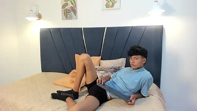Snapshot of jacob_cum23 chatting on June 27, 2026, 2:12 pm jacob cum23 online show from June 27, 2026, 2:12 pm
