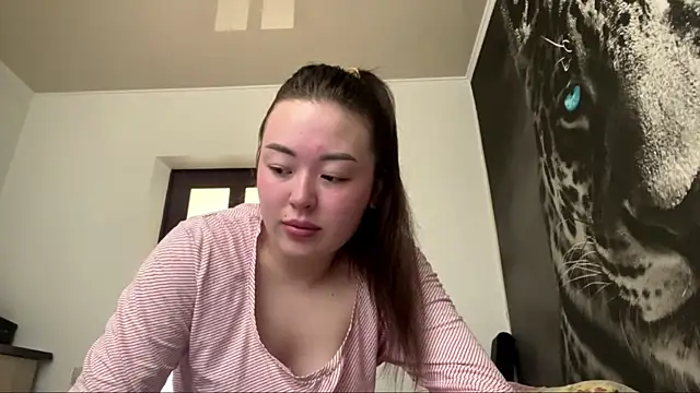 Snapshot of ChelsieThuman chatting on May 22, 2026, 6:00 am ChelsieThuman online show from May 22, 2026, 6:00 am