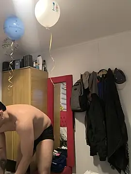 BodyGym18 online show from June 25, 2026, 10:15 pm