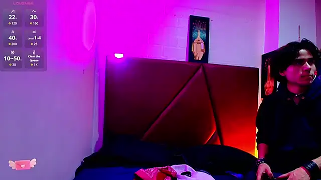 Snapshot of Chlloe_Fox chatting on June 10, 2026, 7:59 pm Chlloe Fox online show from June 10, 2026, 7:59 pm