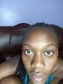 Paulahaze online show from June 7, 2026, 8:25 pm