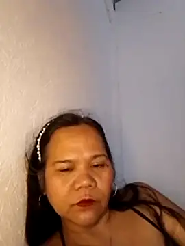 Snapshot of missLiLy07 chatting on June 14, 2026, 5:14 pm missLiLy07 online show from June 14, 2026, 5:14 pm