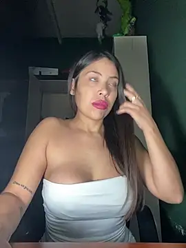 Juliett08 online show from May 23, 2026, 11:15 pm