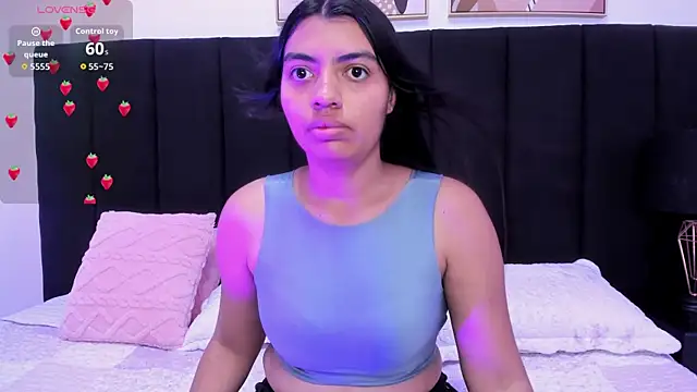 kaylasanders7 online show from May 23, 2026, 11:53 am