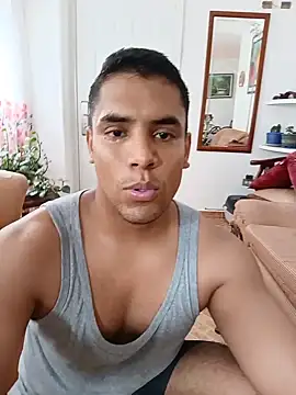 MiloThatch08 online show from May 21, 2026, 12:13 pm