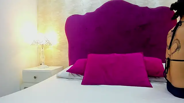 AlexaGill online show from June 5, 2026, 12:33 pm