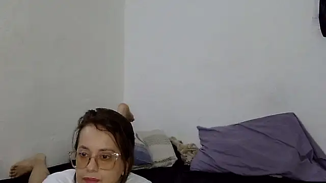 SASSY LOVERS online show from June 14, 2026, 8:21 pm