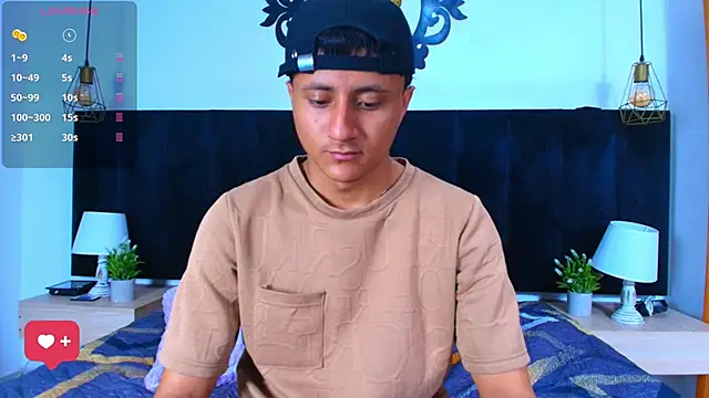 Thiago Nova online show from June 17, 2026, 3:28 am