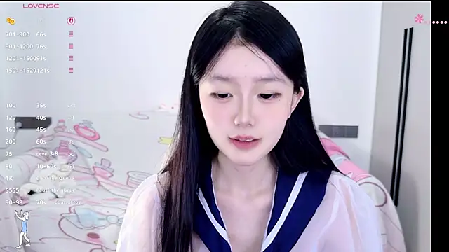 KylinKylin online show from June 13, 2026, 2:04 pm