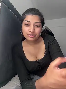 naughtywhisper784 online show from June 21, 2026, 10:32 am
