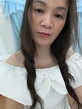 Lye lovely online show from July 2, 2026, 2:34 pm