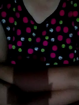 Snapshot of Bong_sexy chatting on June 23, 2026, 7:45 pm Bong sexy online show from June 23, 2026, 7:45 pm