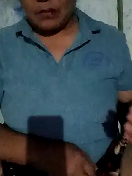 Snapshot of Bong_sexy chatting on July 1, 2026, 1:33 pm Bong sexy online show from July 1, 2026, 1:33 pm
