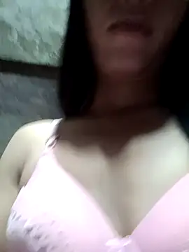 Pussyshow69 online show from June 5, 2026, 9:20 pm