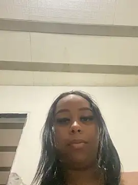 jhenannyy online show from June 13, 2026, 5:00 pm
