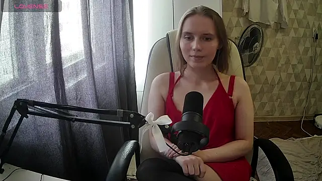 Snapshot of Mia_liss_ chatting on June 1, 2026, 12:16 pm Mia liss online show from June 1, 2026, 12:16 pm