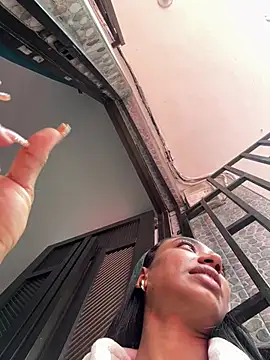 Dark-Luna online show from July 5, 2026, 7:10 pm