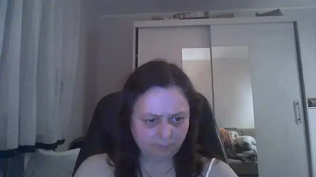 Snapshot of TaylorLovely chatting on June 24, 2026, 8:17 pm TaylorLovely online show from June 24, 2026, 8:17 pm