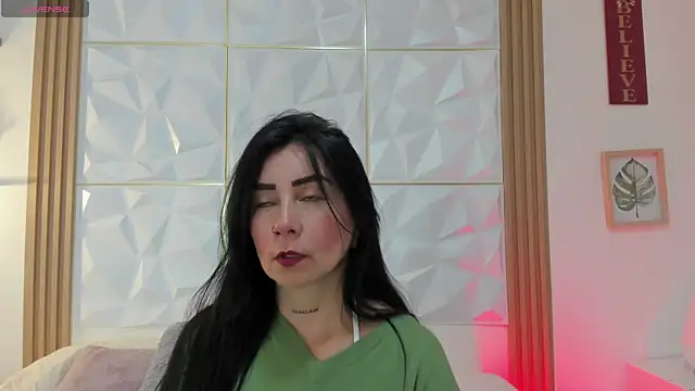 Snapshot of Anniee_333 chatting on June 26, 2026, 3:07 pm Anniee 333 online show from June 26, 2026, 3:07 pm