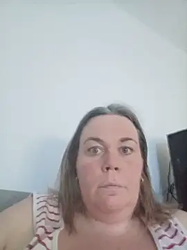 chattedebretagne online show from June 27, 2026, 7:09 pm