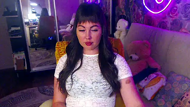 NinaTender22 online show from June 16, 2026, 6:52 pm