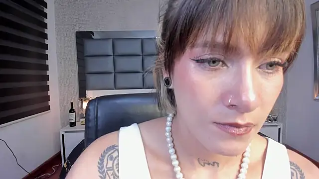 Mrs Regina clk online show from July 7, 2026, 3:20 am