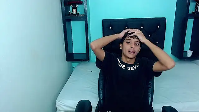 jl brayan12 online show from June 16, 2026, 7:25 pm