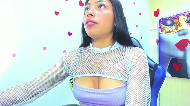 tamara bloom20xx online show from June 22, 2026, 7:33 pm