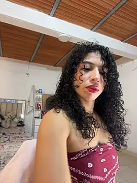 Miily 0 online show from July 7, 2026, 4:04 am