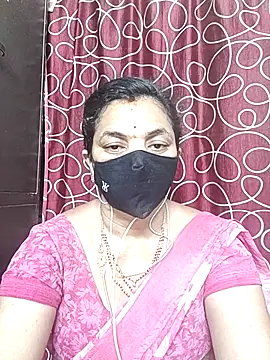 Snapshot of Leela_555 chatting on June 26, 2026, 11:54 pm Leela 555 online show from June 26, 2026, 11:54 pm