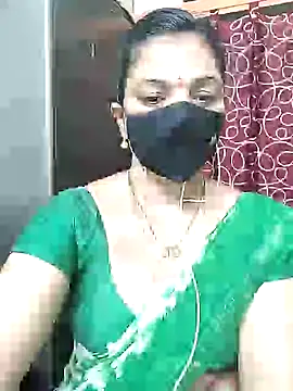 Snapshot of Leela_555 chatting on June 19, 2026, 12:05 am Leela 555 online show from June 19, 2026, 12:05 am