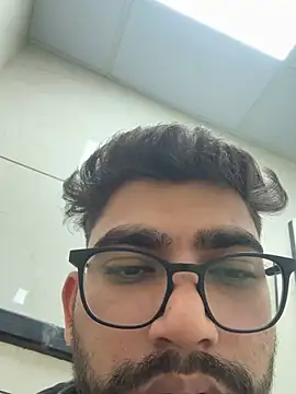 baddiebaby1998 online show from June 29, 2026, 12:16 pm