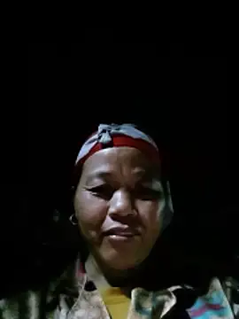 Snapshot of Elfledaa chatting on May 31, 2026, 6:20 pm Elfledaa online show from May 31, 2026, 6:20 pm