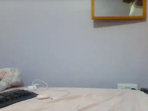 hornygal 005 online show from May 26, 2026, 8:29 pm