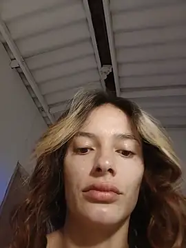 karenarango online show from July 16, 2026, 9:39 am