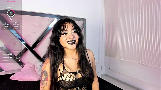 Elena Tylor online show from June 21, 2026, 11:32 pm