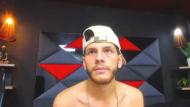 CHRIS GREY online show from June 12, 2026, 5:54 pm