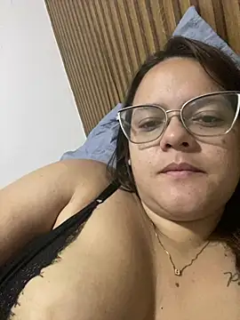 Laryssinha 69 online show from July 9, 2026, 12:37 pm
