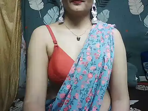 lustygirl01 online show from June 15, 2026, 6:07 pm