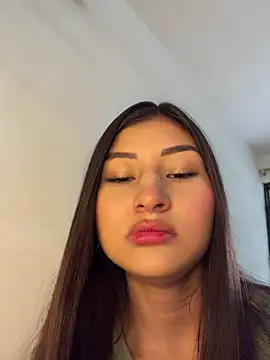 Aylin-fire online show from July 4, 2026, 6:45 pm