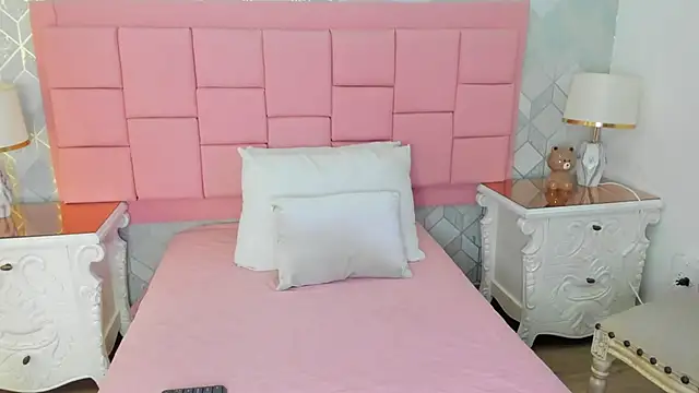 abbye rose online show from June 5, 2026, 7:52 pm