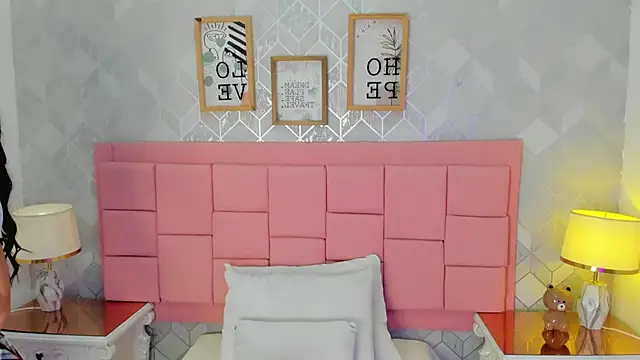 abbye rose online show from June 9, 2026, 8:10 pm