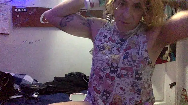 VanillaSnowcones online show from June 6, 2026, 2:39 am