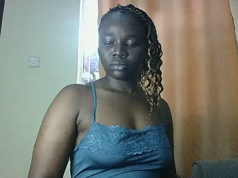 Snapshot of roziebeauty chatting on May 23, 2026, 8:24 am roziebeauty online show from May 23, 2026, 8:24 am