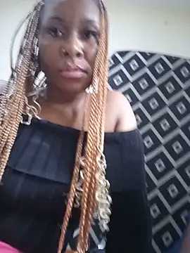 sarahbooby online show from May 23, 2026, 1:43 pm