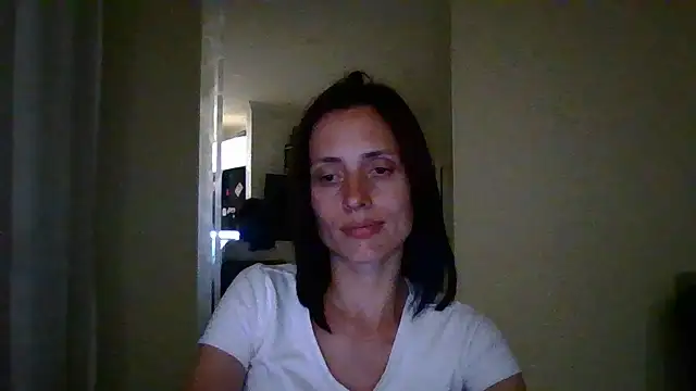 Veronika a online show from June 23, 2026, 9:13 pm