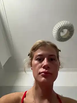 quirkyprincess online show from July 10, 2026, 9:59 pm