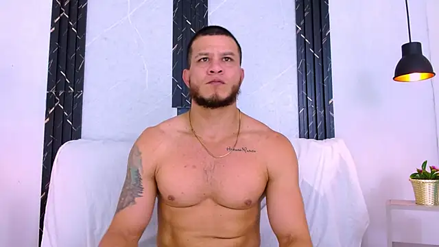 Maximiliano Stronge online show from June 22, 2026, 8:39 pm